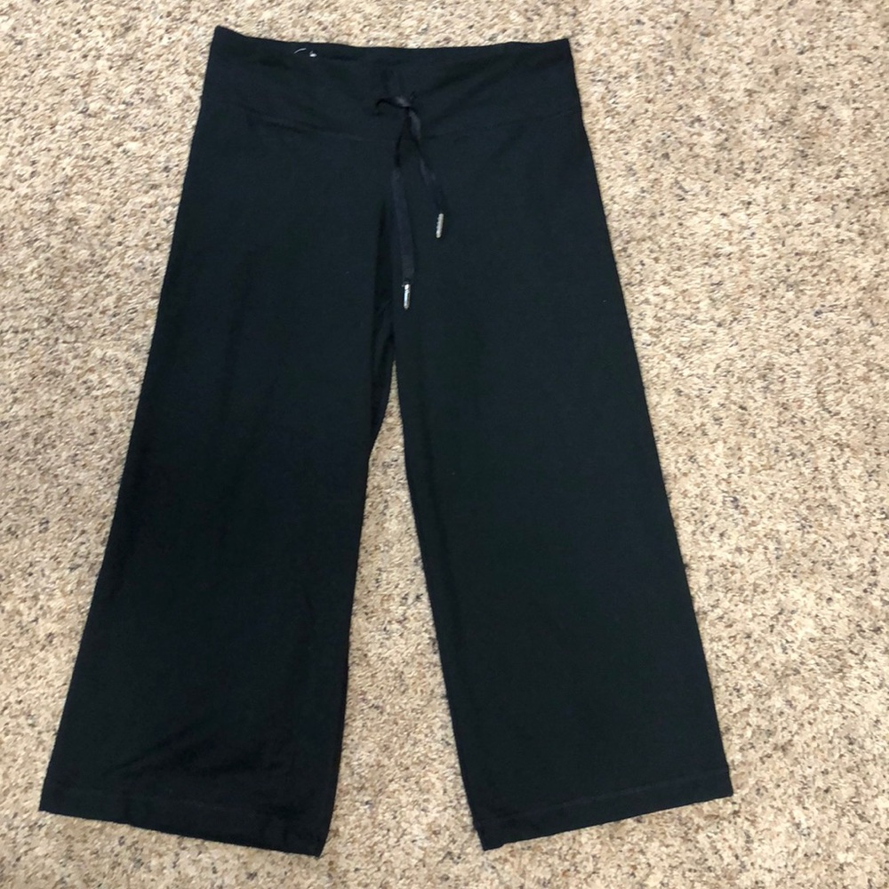 Under Armour capris Small